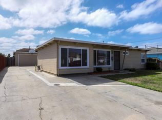 6 Bardin Cir, Salinas, CA 93905
