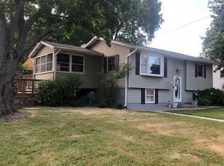 920 S Jackson Blvd, Chesterton, IN 46304