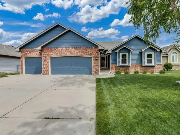 2308 N Brandon Cir, Wichita, KS 67226
