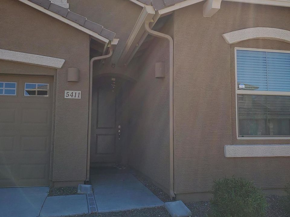 1st image of 5411 W Desert Hollow Dr