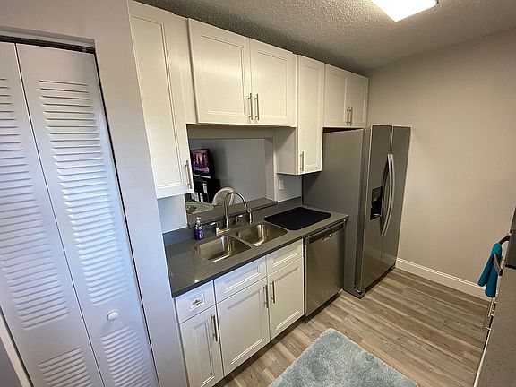 Newly Remodeled Kitchen