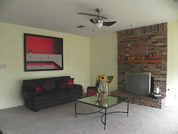 4th image of 5718 Greensboro Dr
