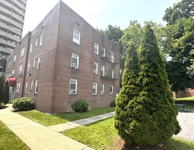 1531 Central Park Avenue #C4, Yonkers, NY, 10710
