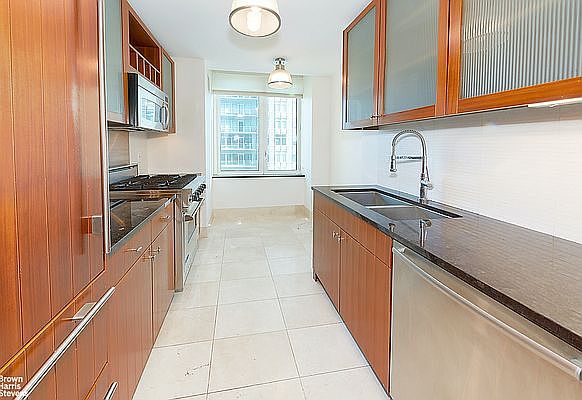 1st image of 250 E 53rd St APT 2102