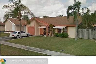 1st image of 1316 SW 83rd Ave