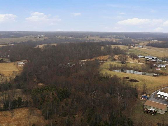 4th image of 1401 Walter Reed Rd