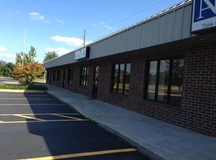 1308 W Schatz Ln, Nixa, MO 65714