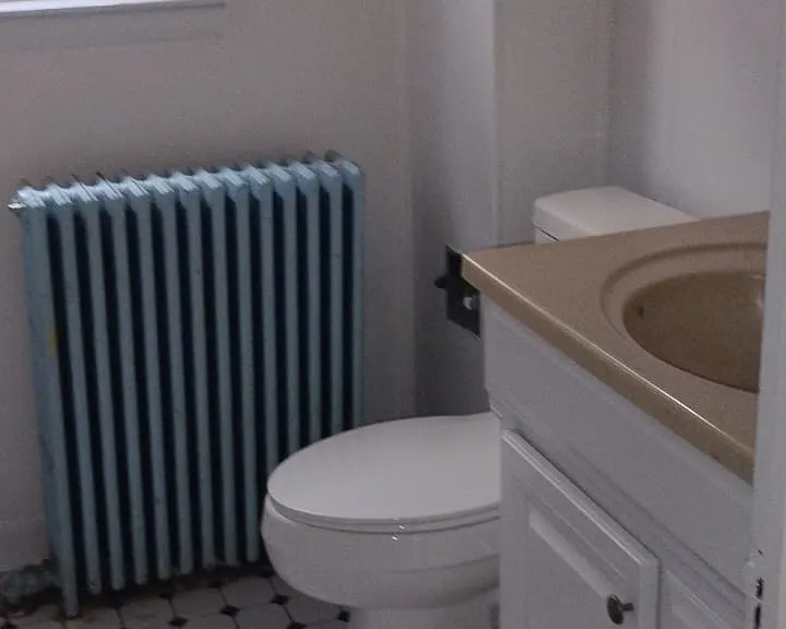 242 W Green St #2 — Photo 8