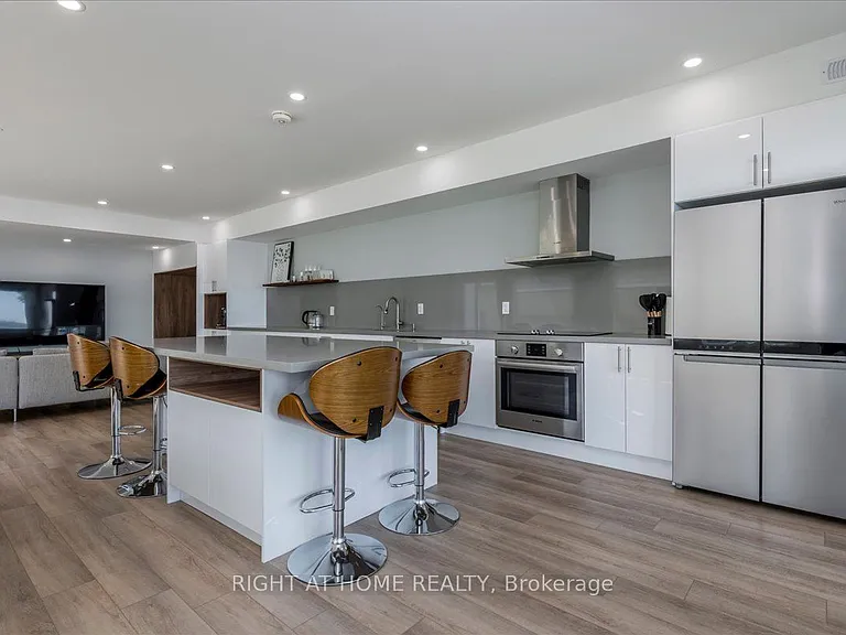 405 Limerick St — Photo 14