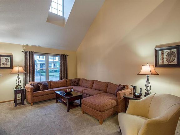 4th image of 7176 Winterbek Ave