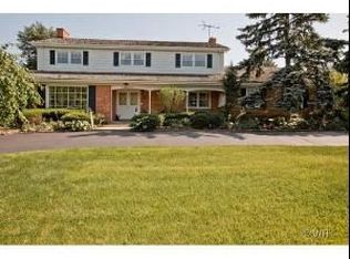 12 Charleston Rd, Hinsdale, IL 60521