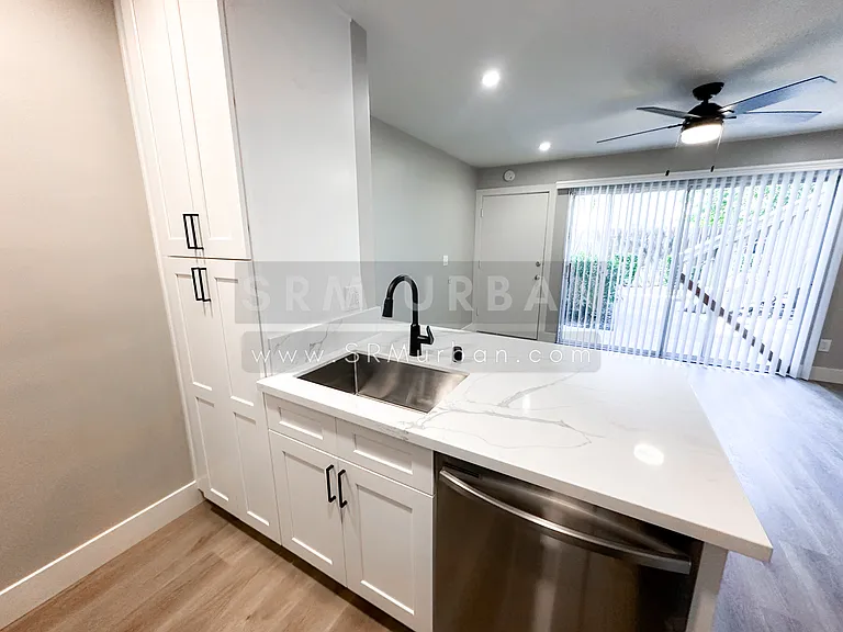 4767 Mansfield St #3 — Photo 6