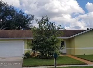 5548 SW 119th Ave, Cooper City, FL 33330