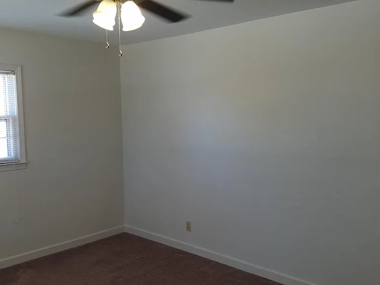 510A N Townville St — Photo 3