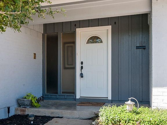 4th image of 4505 Starlight Dr