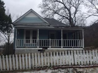 404 E Gordon Ave, Rossville, GA 30741