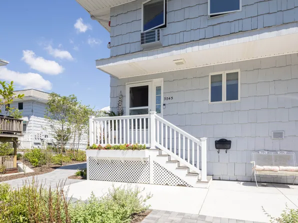 3045 Mitchell Rd, Westhampton Beach, NY 11978