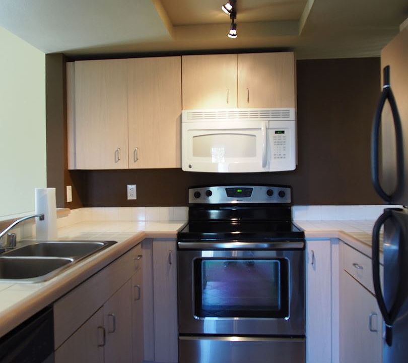 1st image of 1270 Cleveland Ave Unit K302