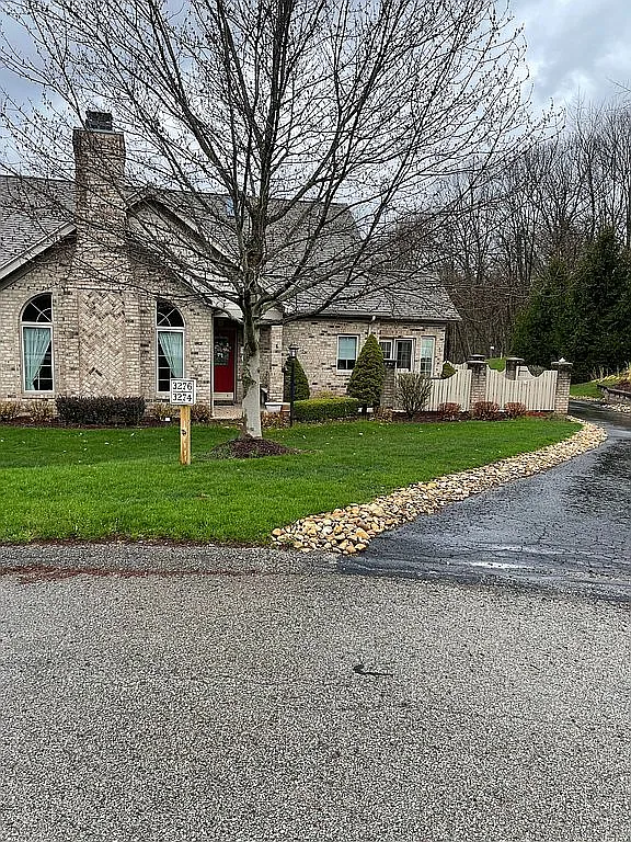3274 Harbor Ct photo 1