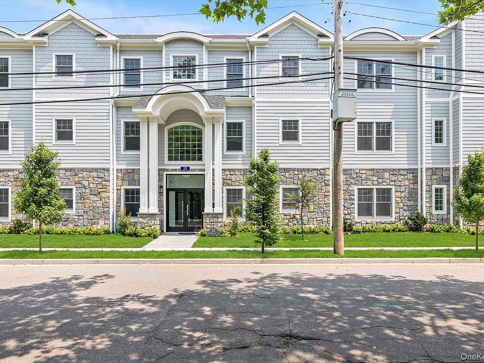 The Sagamore Residence in Port Washington