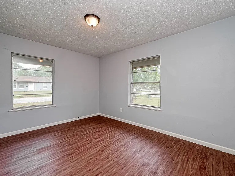 5431 Willow Glen Dr — Photo 7