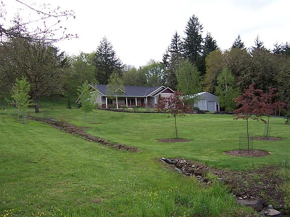 Front yard w/seasonal creek