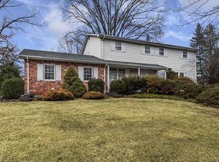 10 Rhoda Ter, Parsippany, NJ 07054