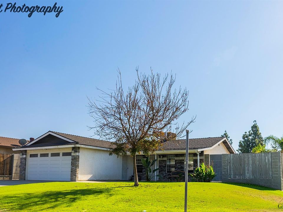 1st image of 221 Galaxy Ave