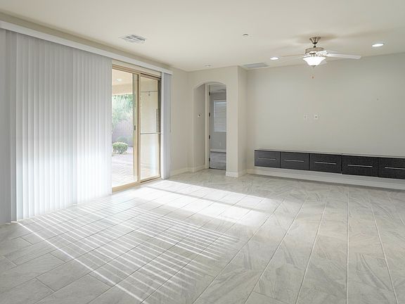 4th image of 799 Flowing Meadow Dr