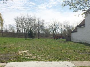 31 Deshler St, Buffalo, NY 14212