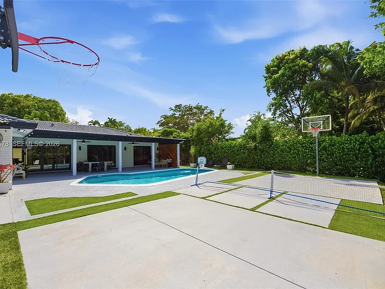 9935 Ramblewood Dr — Photo 30