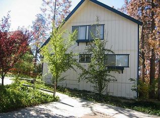 1075 Grass Valley Aly, Lake Arrowhead, CA 92352