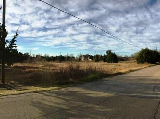 Sylvia Street, Waco, TX 76708