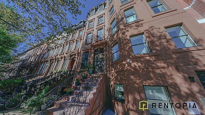 1st image of 125 Lefferts Pl APT 1F
