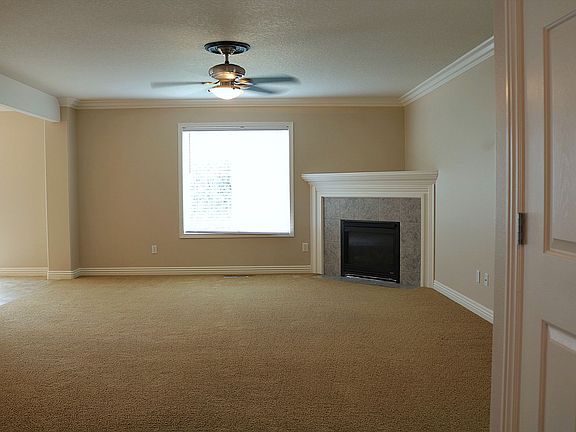 4th image of 15030 NE 1st Ave