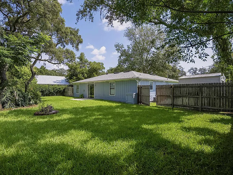 140 Bonita Rd — Photo 4