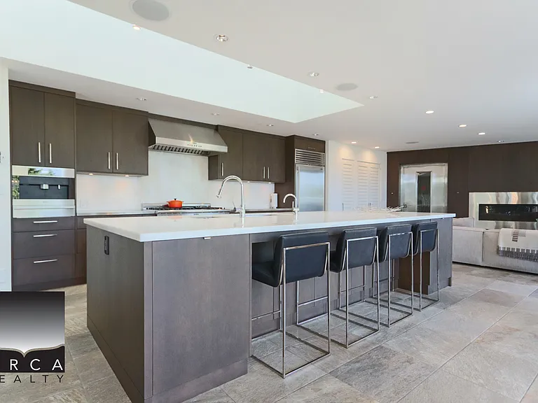 6173 Nelson Ave — Photo 7