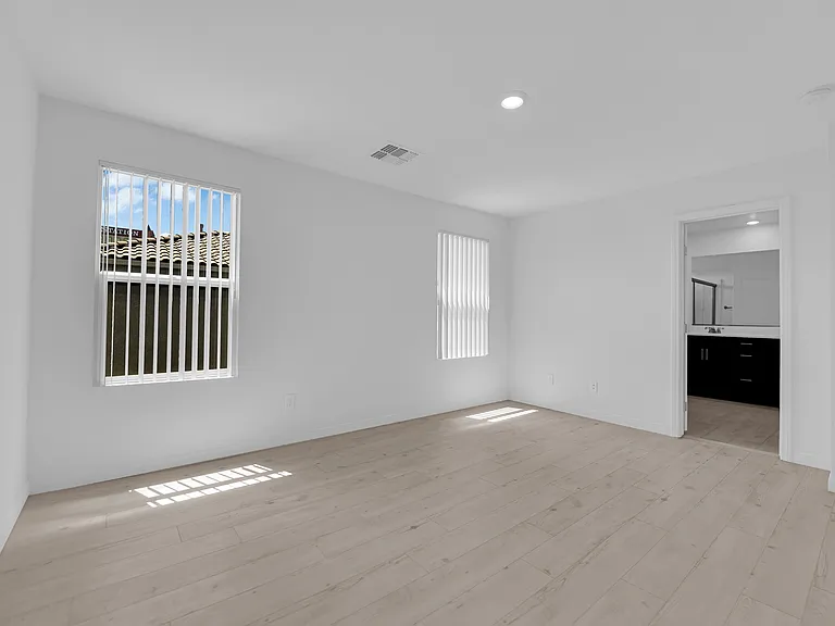 Torreon Ln — Photo 4