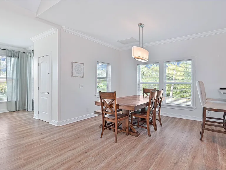 6941 Hunters Rd — Photo 25