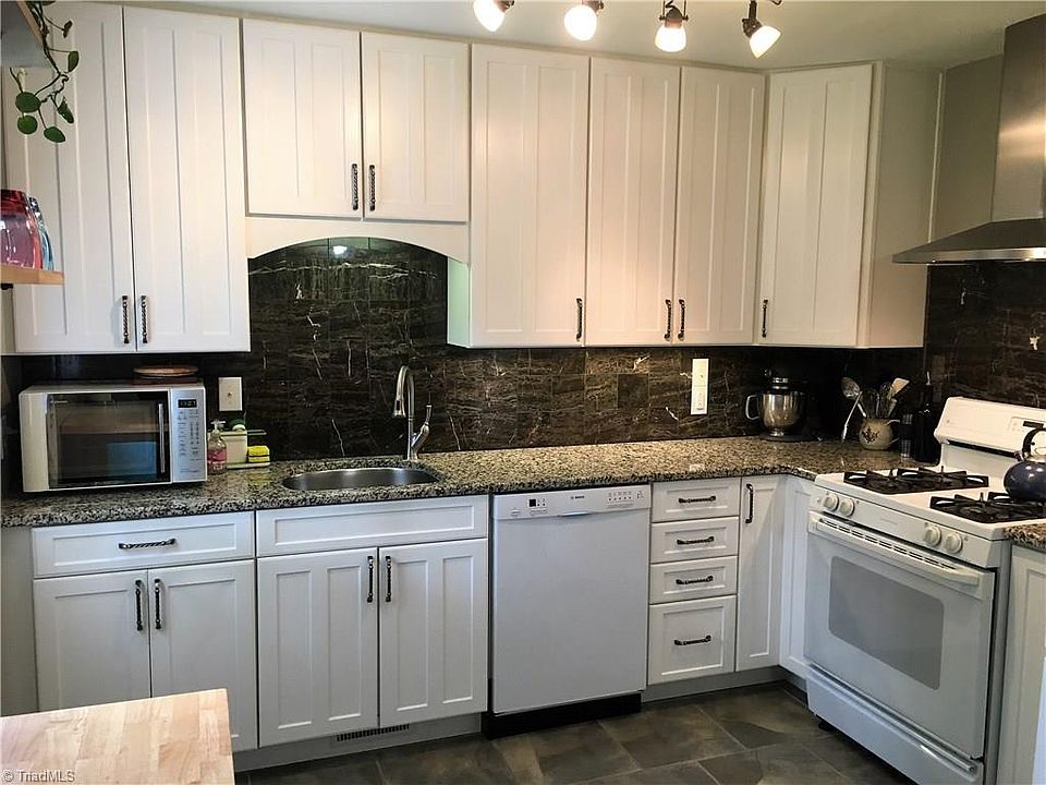 1st image of 2700 Hill N Dale Dr