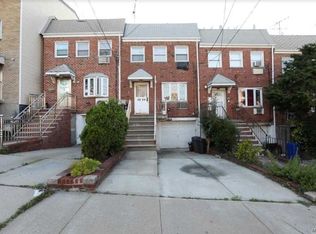 52-34 72nd St, Maspeth, NY 11378