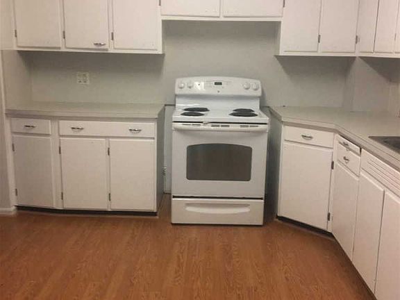 3rd image of 172 North Ave APT 1