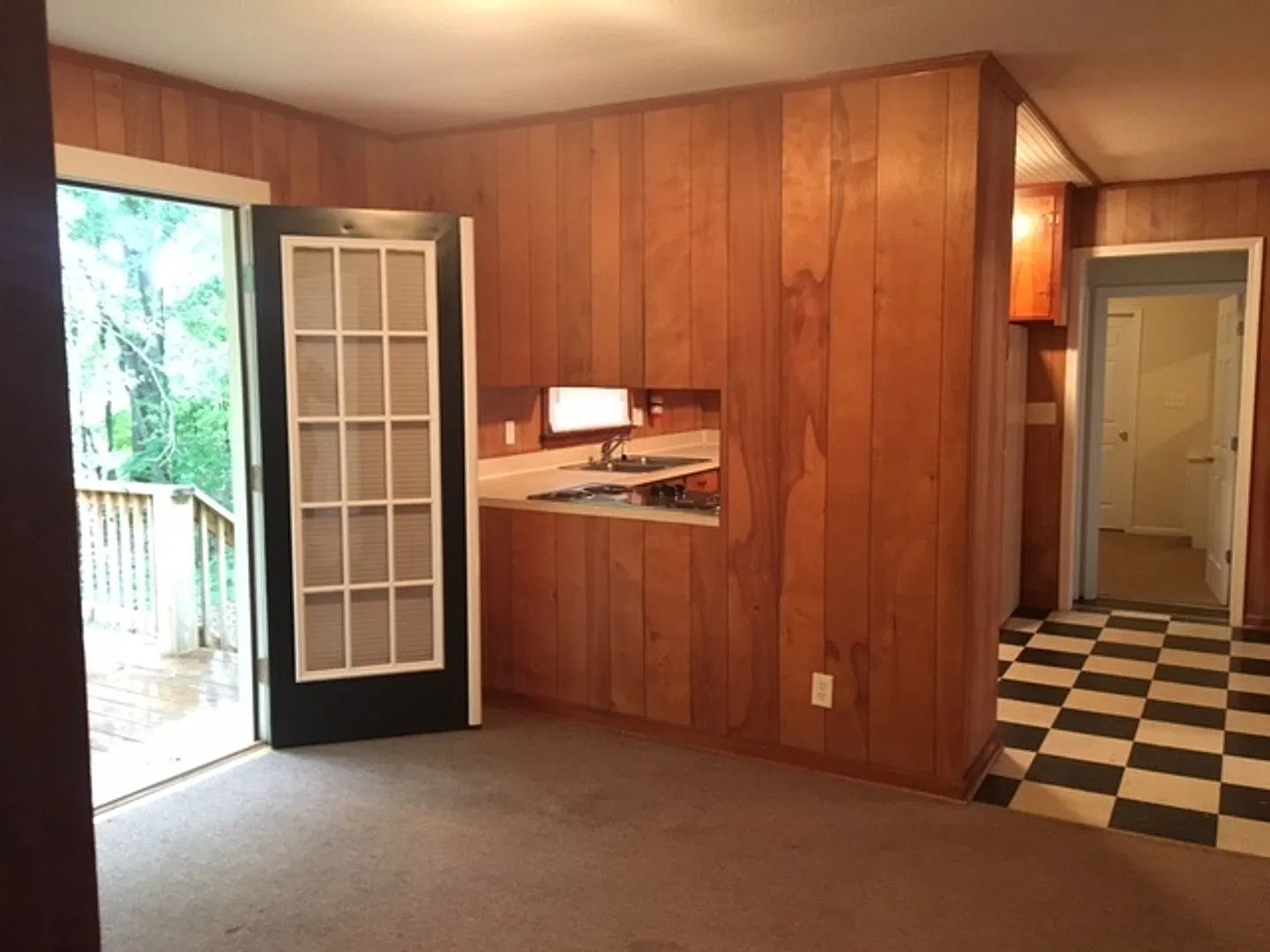 Cozy 4- bedroom house right by the loop! — Photo 4