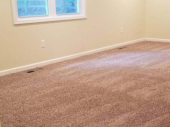 Living/Dining Area