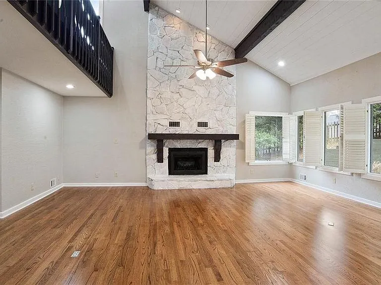 4200 Gunnin Rd — Photo 37