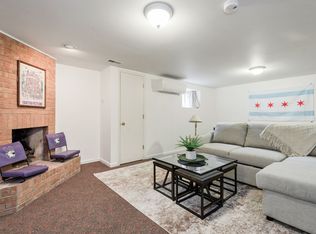 2741 Eastwood Ave #ID1244942P, Evanston, IL 60201