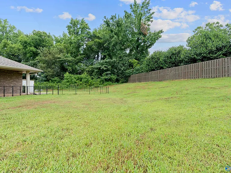 15828 Coach House Ct — Photo 14