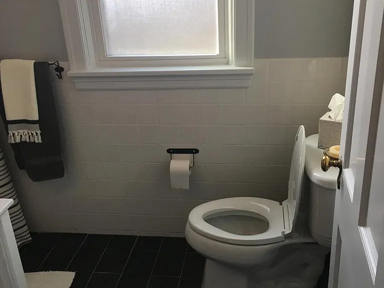 guest full bath
