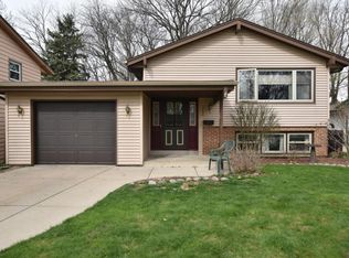 3453 S 93rd St, Milwaukee, WI 53227
