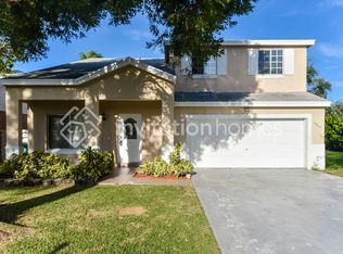 14450 SW 139th Avenue Cir W, Miami, FL 33186